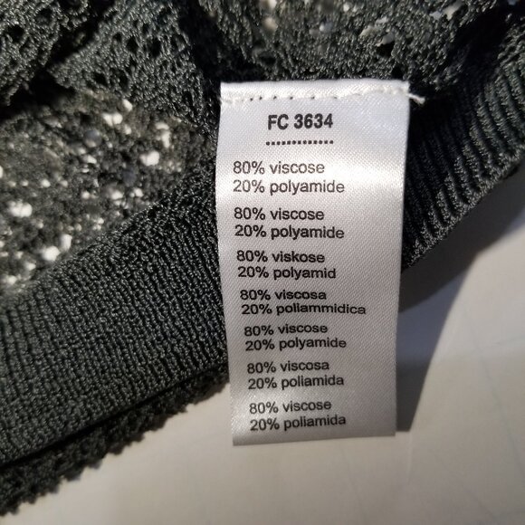 Lacoste brand top, dark green, size S - Picture 9 of 10